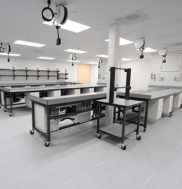 lab instrumentation mobile basix with lower cabinet storage