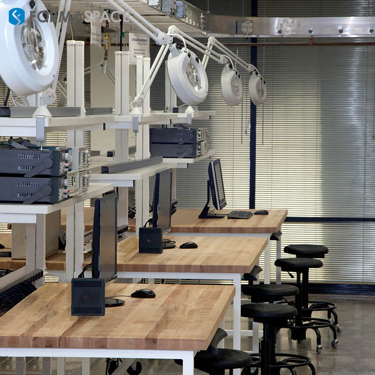 custom innovation lab furniture for educational institutions
