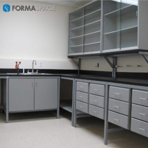 Modular Workbenches with Upper Glass Shelves for Pharmaceuticals Modular Workbenches with Upper Glass Shelves for Pharmaceuticals