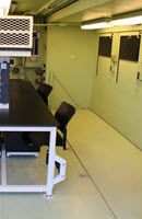 mobile monitoring desk